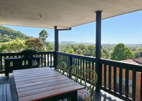 On the Hillside, Coffs Harbour